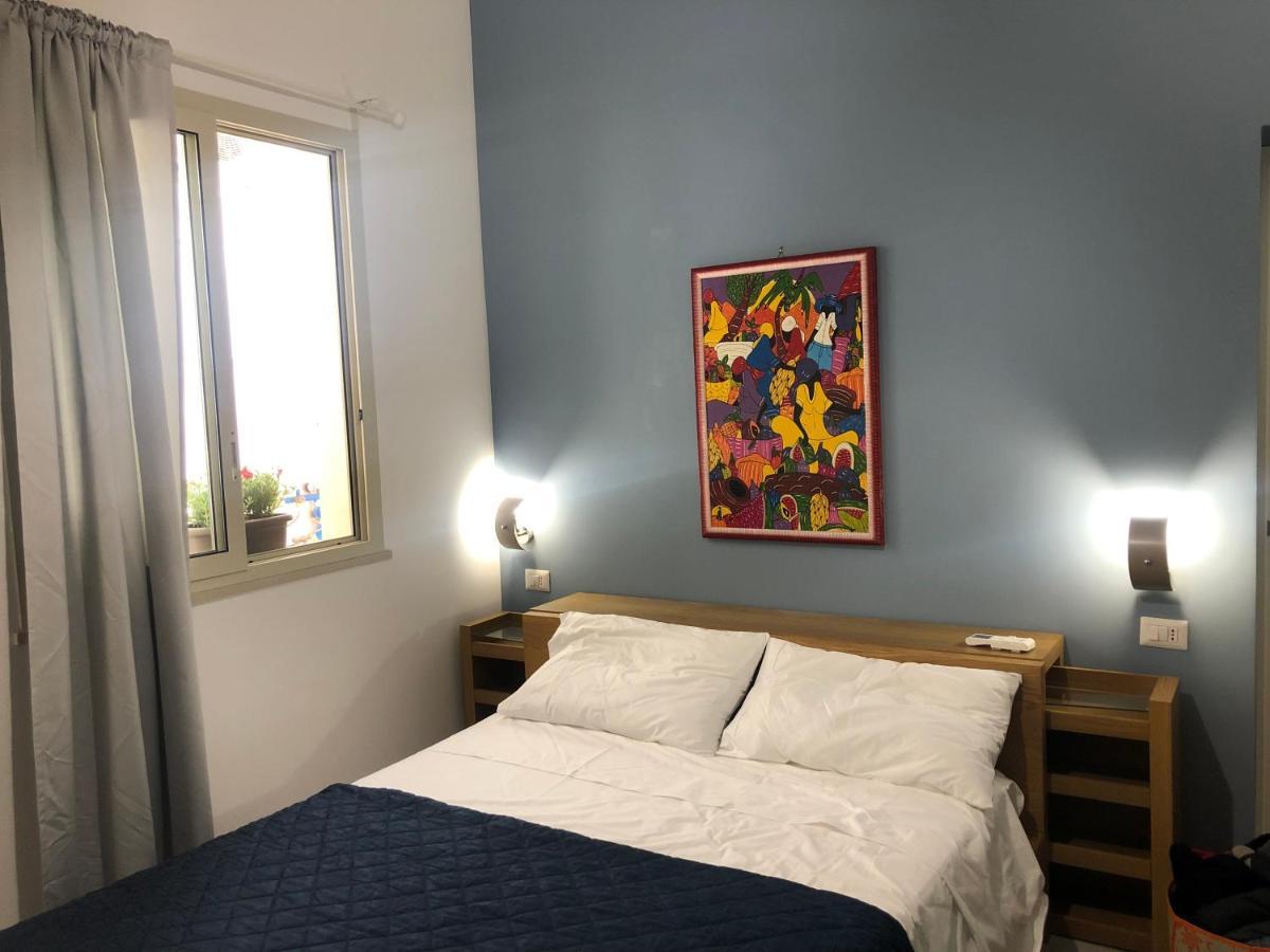 Apartment Alfonzetti-5 Min Walk To Central Train And Bus Station คาตาเนีย ภายนอก รูปภาพ